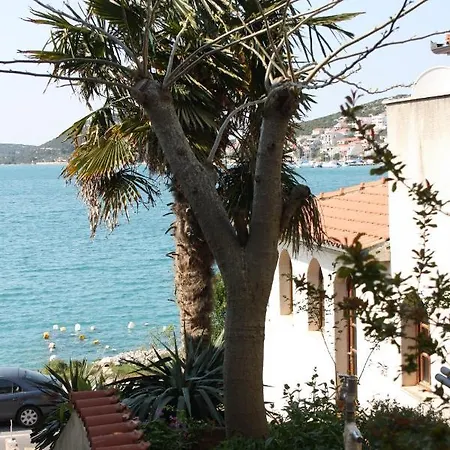 Appartement By The Sea Tisno, Murter - 6106